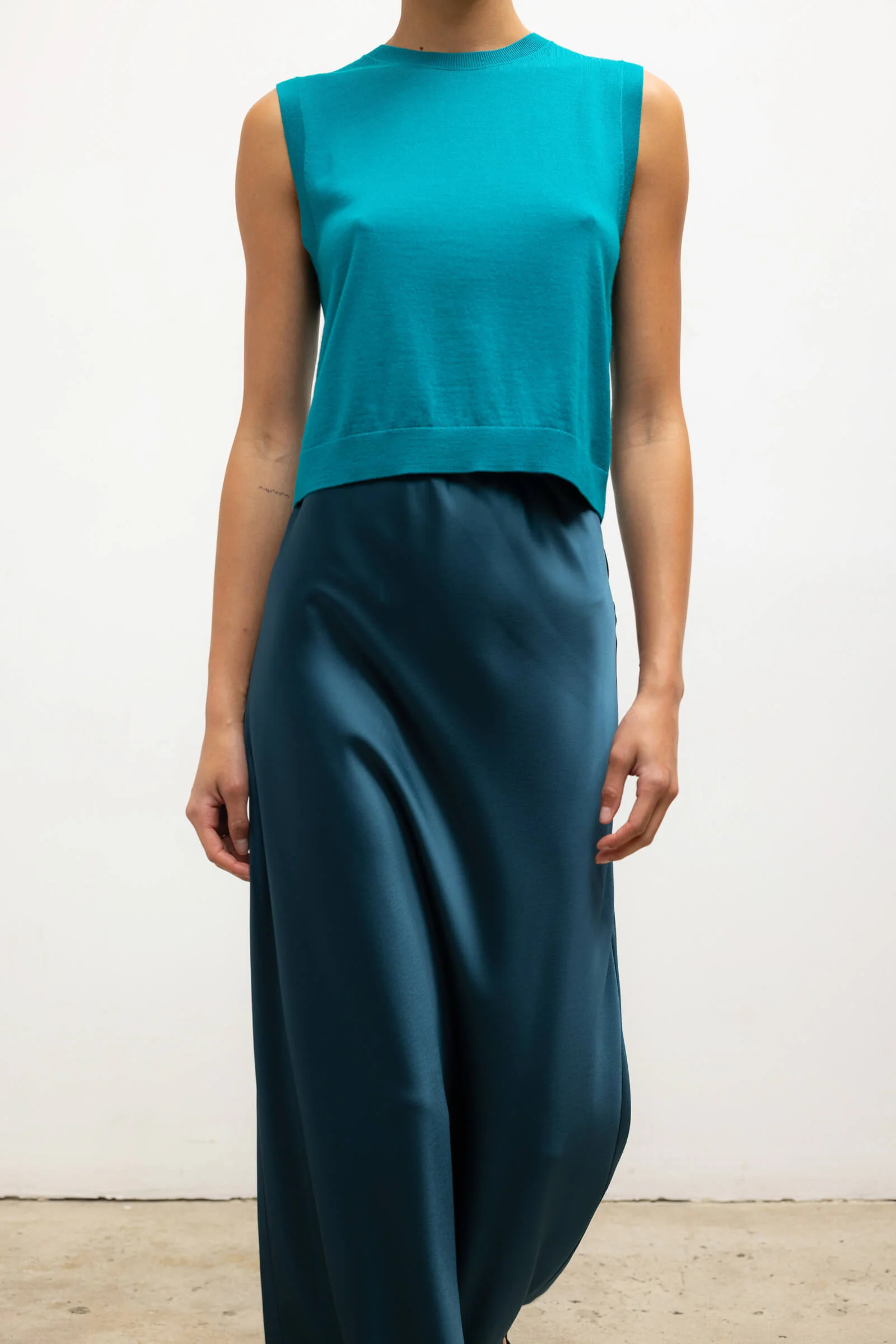 Barb Bias Skirt - Image 3