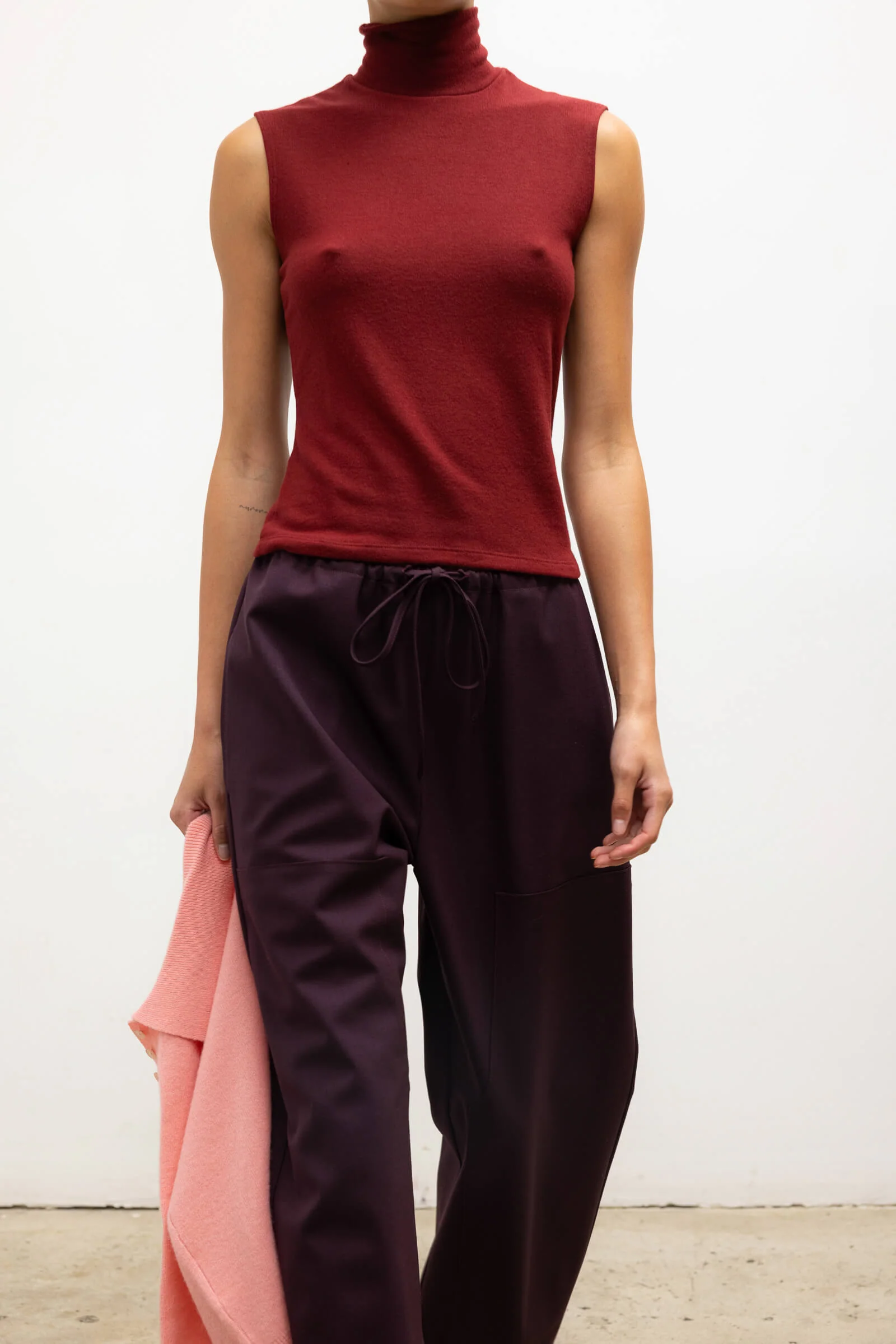 Lauren Sleeveless Turtleneck - Image 5