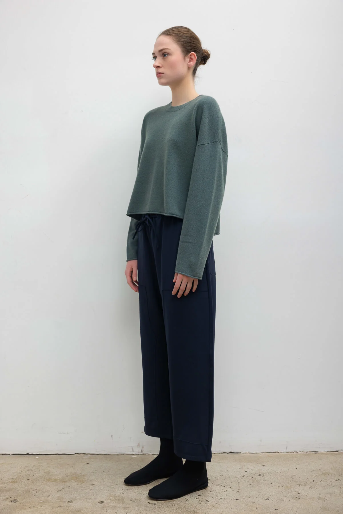 Zoe Crew - Image 6
